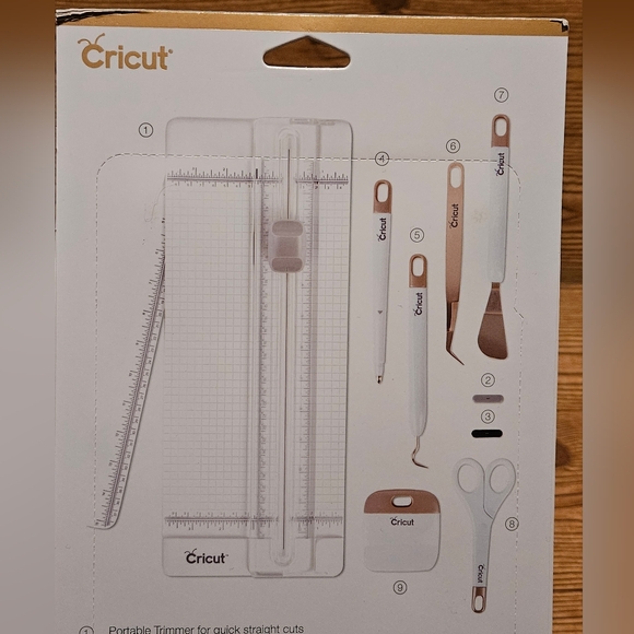 Cricut Essential Tool Set Gold - Picture 4 of 5